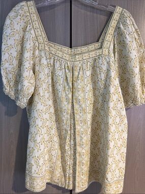 Max Studio Cream and Yellow Floral Square-Neck Puff Sleeve Blouse